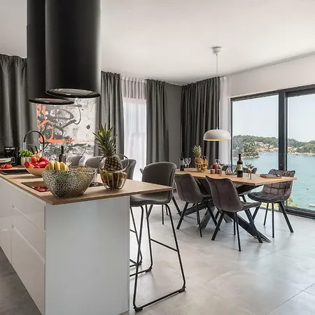 Apartment Alpha